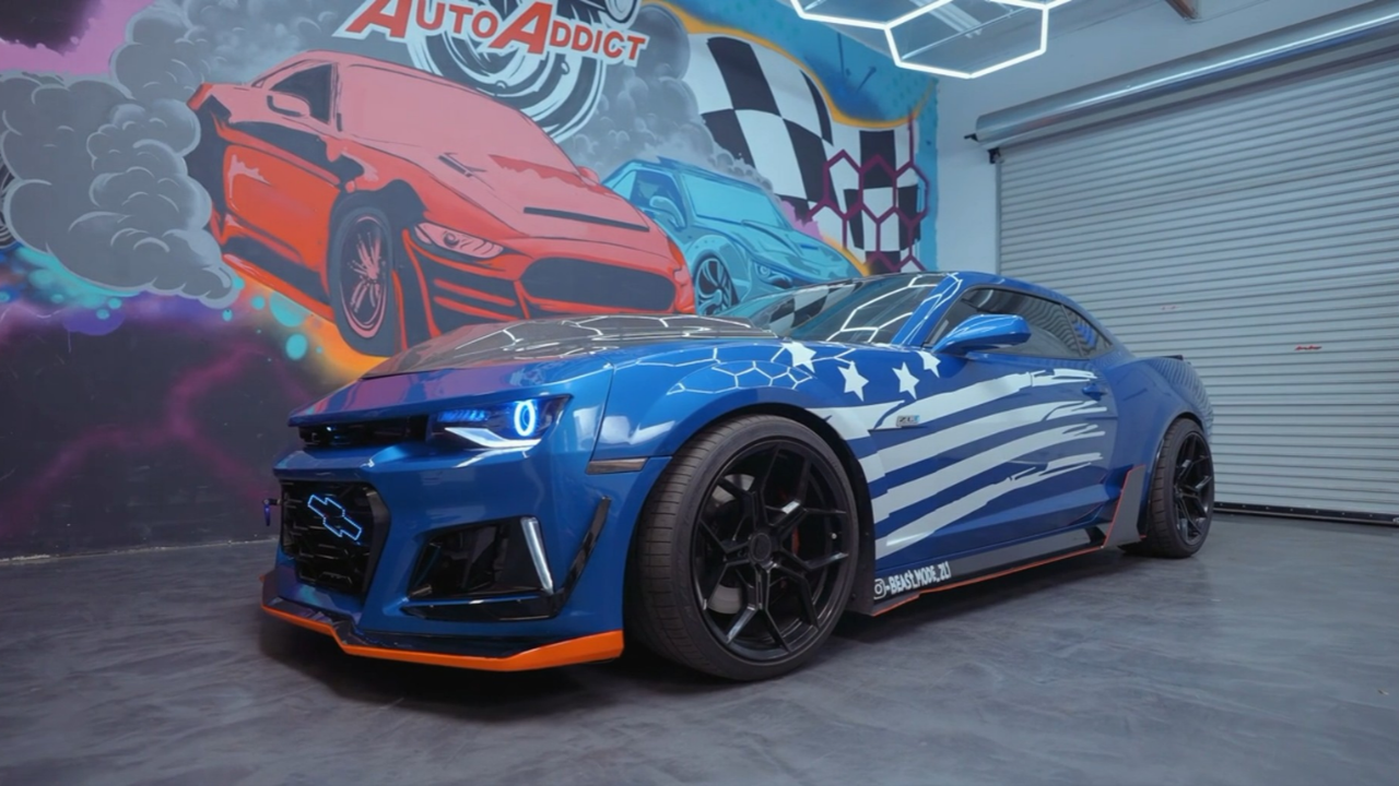 Custom car showcase design and vehicle modifications