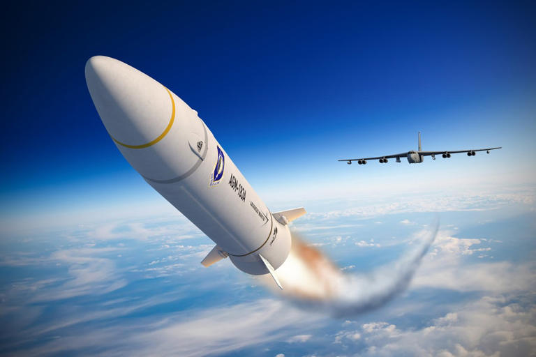 Lockheed wins $694M US Air Force contract; plans Patriot facility in Poland