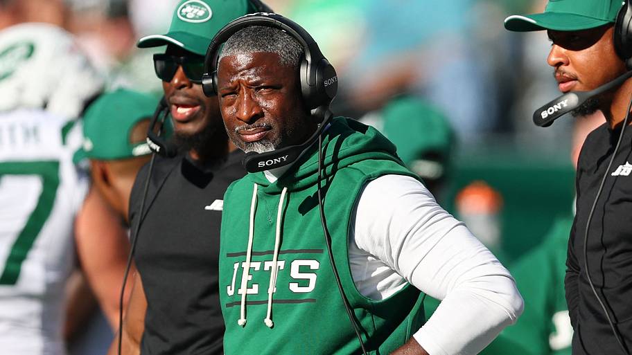 Jets must move on from Aaron Glenn now to avoid temptation later
