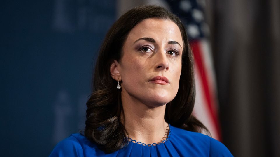 Justice Department fails to indict former White House aide over her testimony about Trump and Jan. 6, sources say