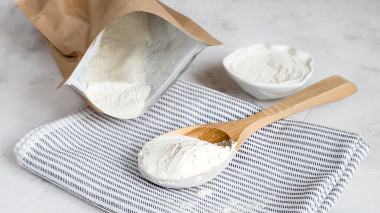 What is xanthan gum and why is it added to food?