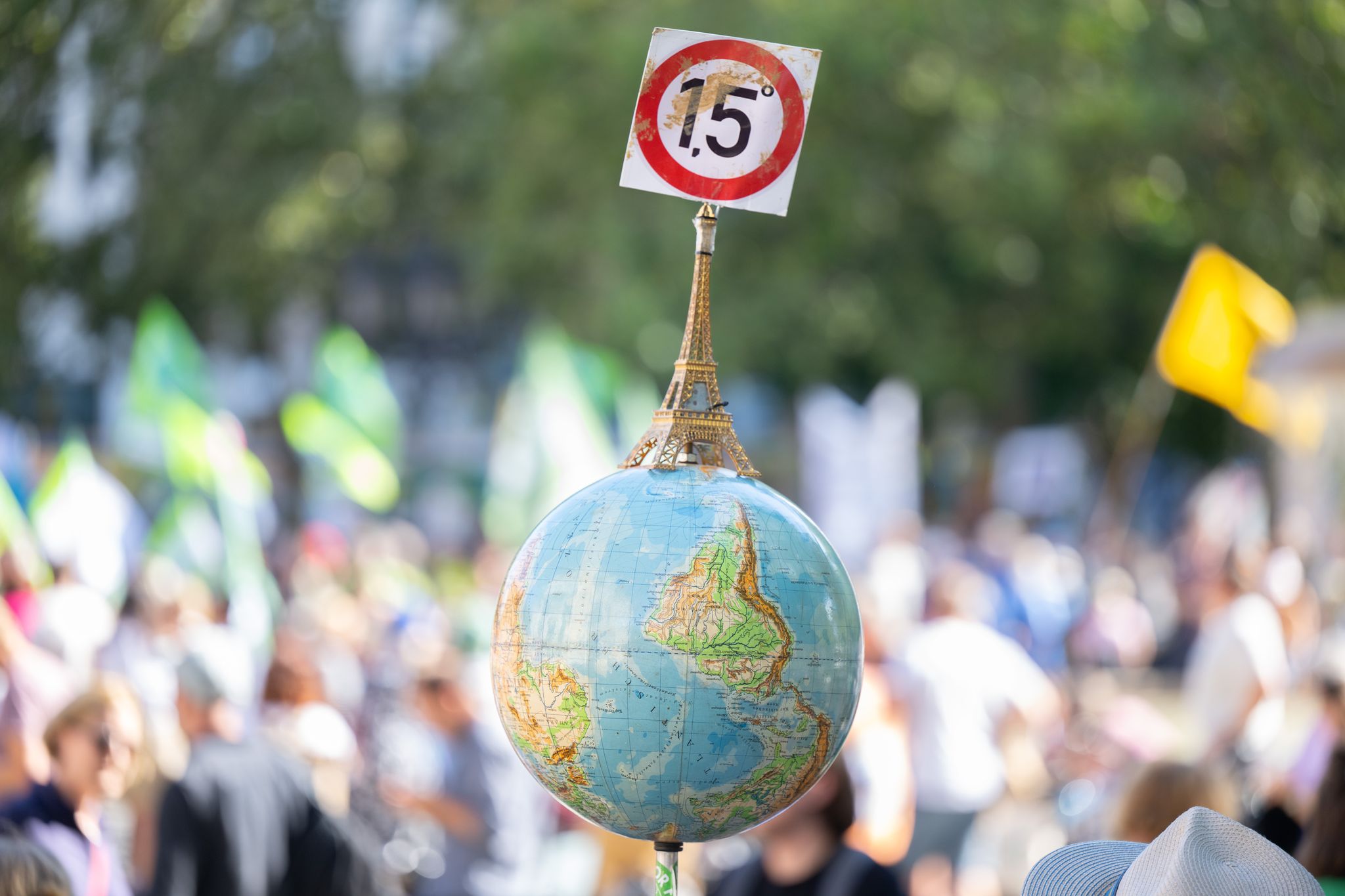 Climate change should be declared global health emergency, experts say