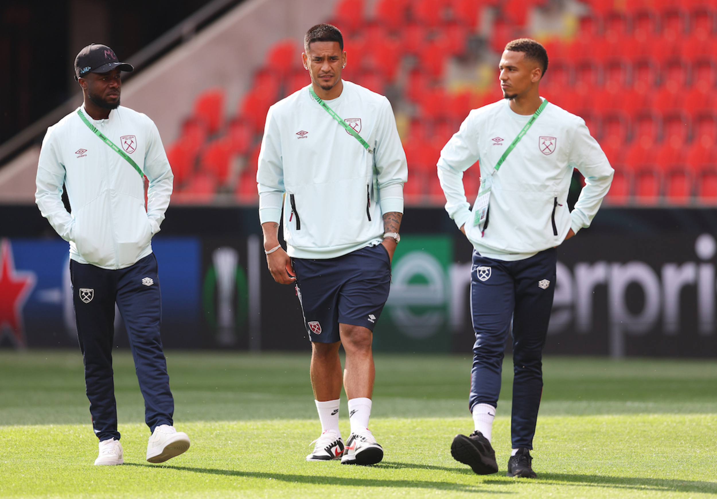 West Ham prepare January clear-out as three players face uncertain futures