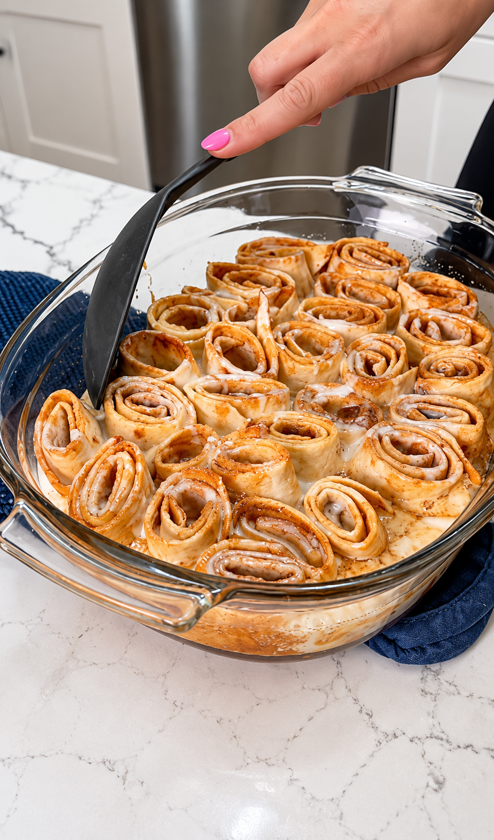 Homemade caramel rolls with a simple baking trick