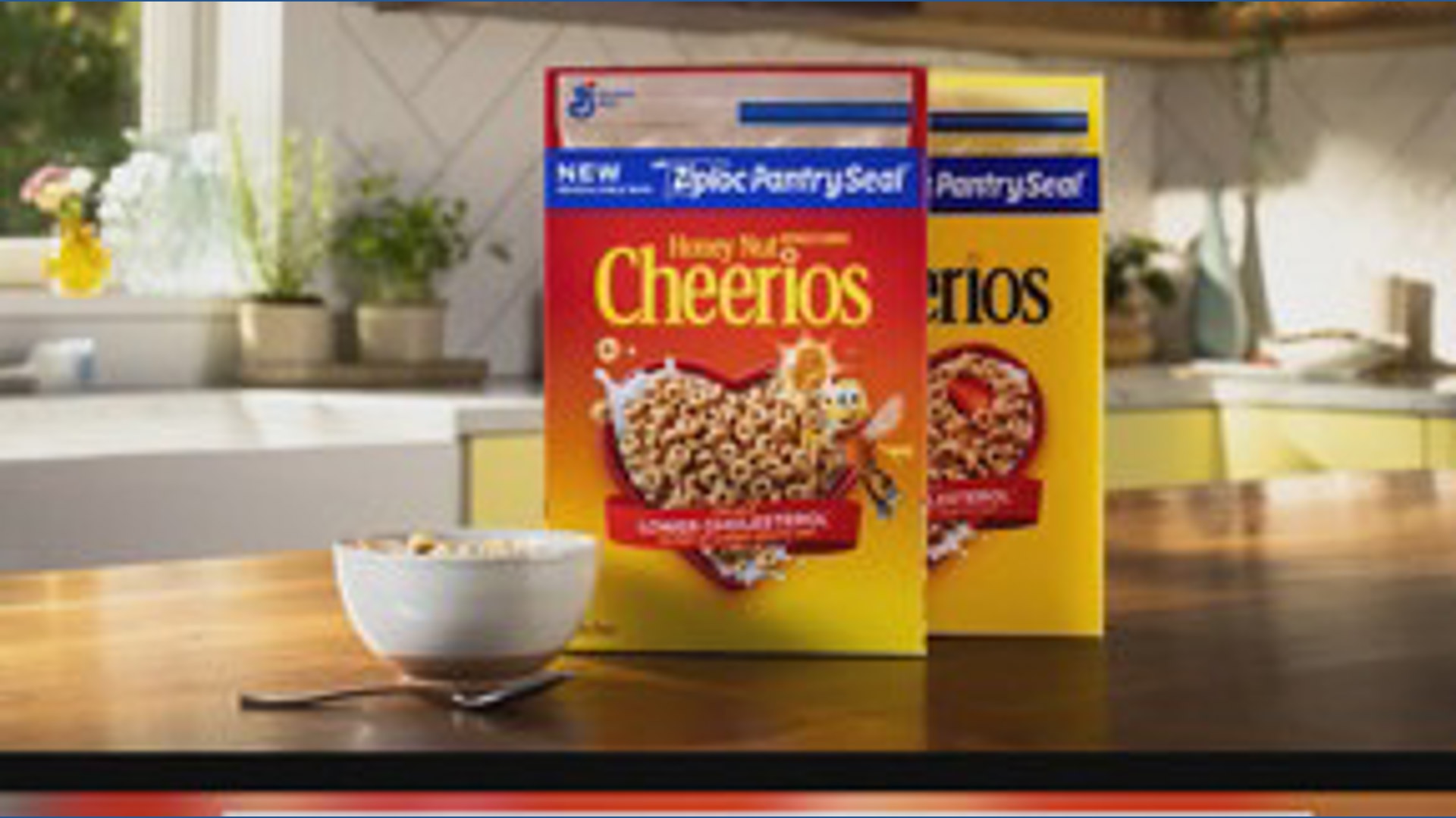 Cheerios adds resealable bag to cereal boxes