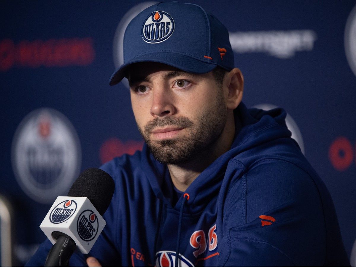 Massive Edmonton Oilers shake-up, high-priced veteran demoted, failing ...
