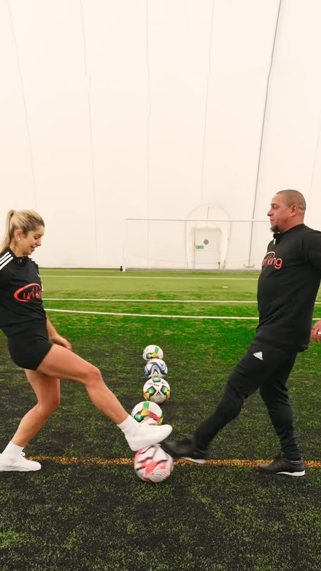 Fun football reaction challenge with legend Roberto Carlos