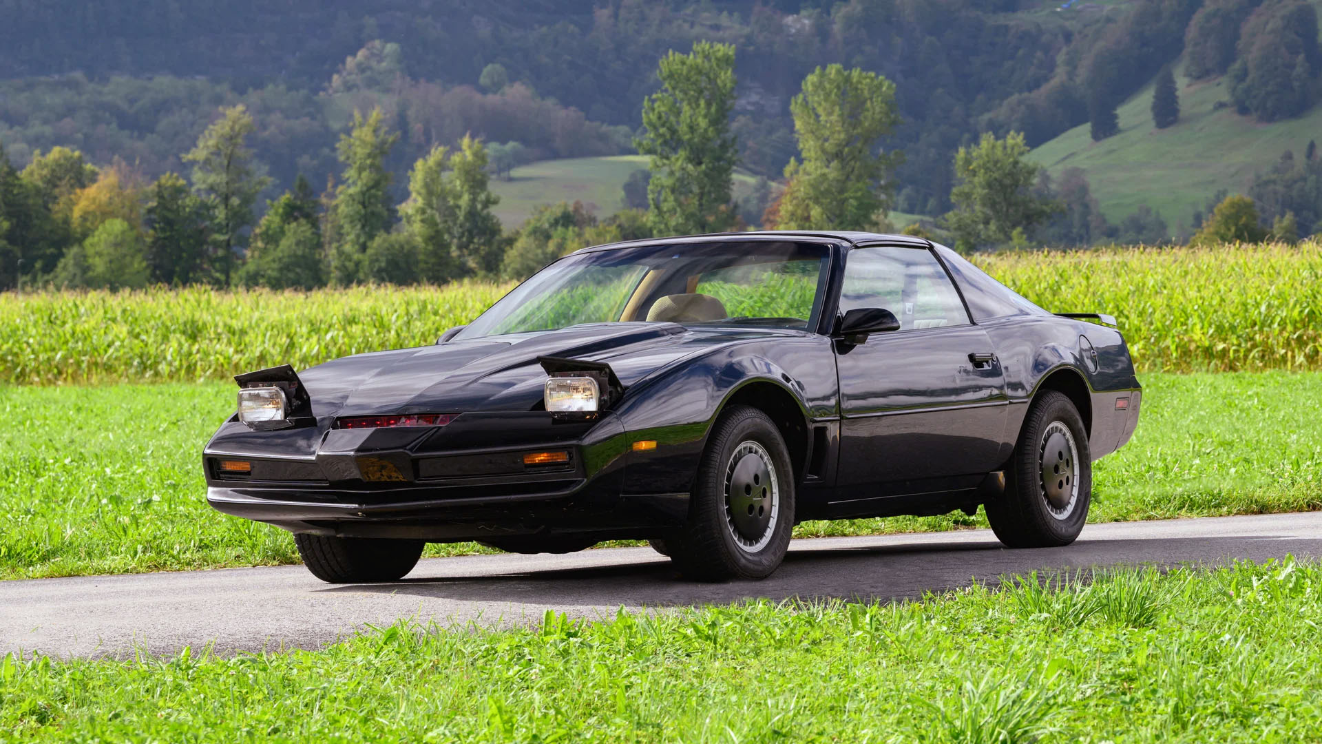 This classic 'self-driving car' is up for sale: it's Hasselhoff's ...