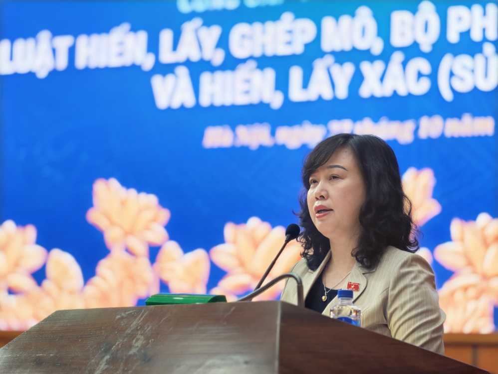 Bộ trưởng Bộ Y tế xúc động khi nói về những đứa trẻ chờ được ghép tạng