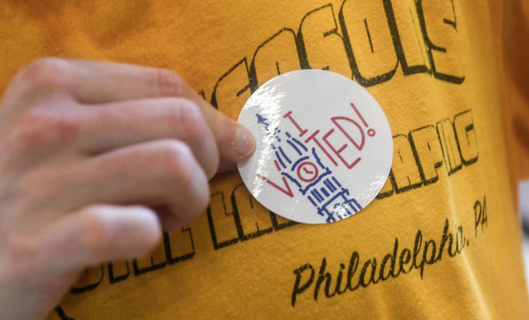 Pa. secretary of state cautions federal election monitors to obey all laws