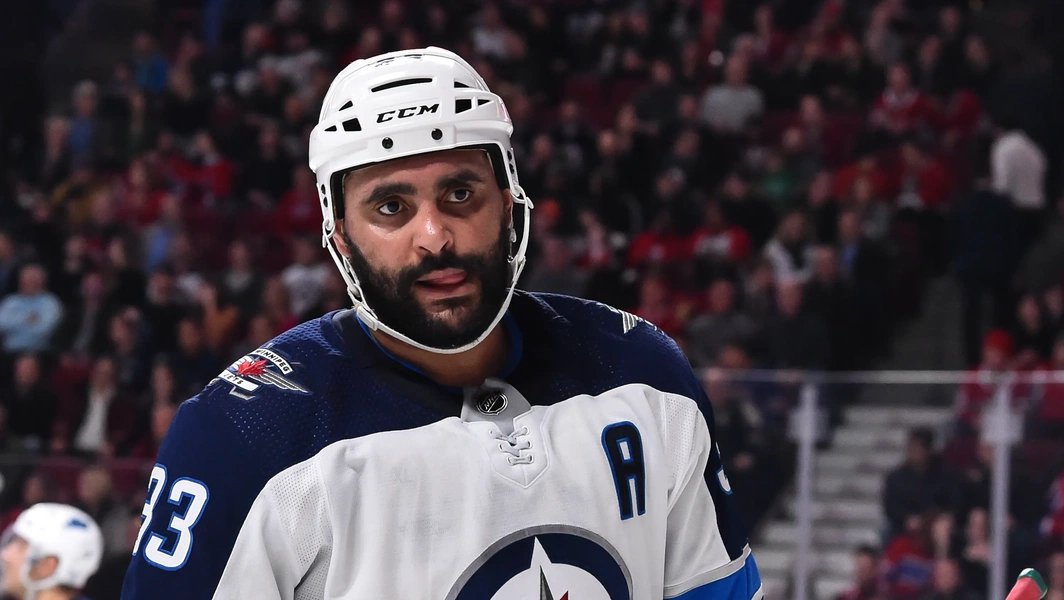 Byfuglien family receives emotional farewell in Winnipeg return