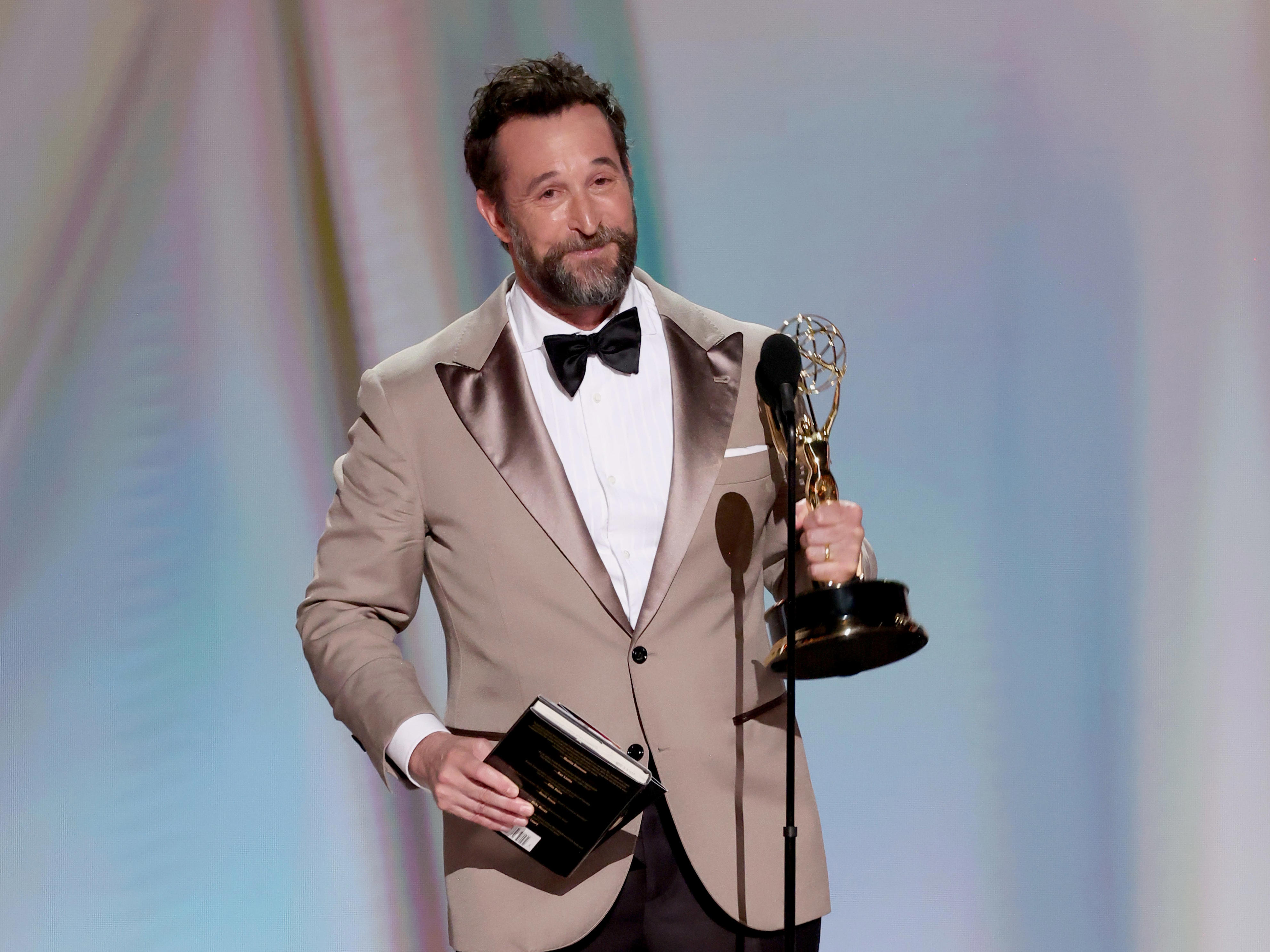Noah Wyle says success in his 20s taught him that bigger spaces can ...