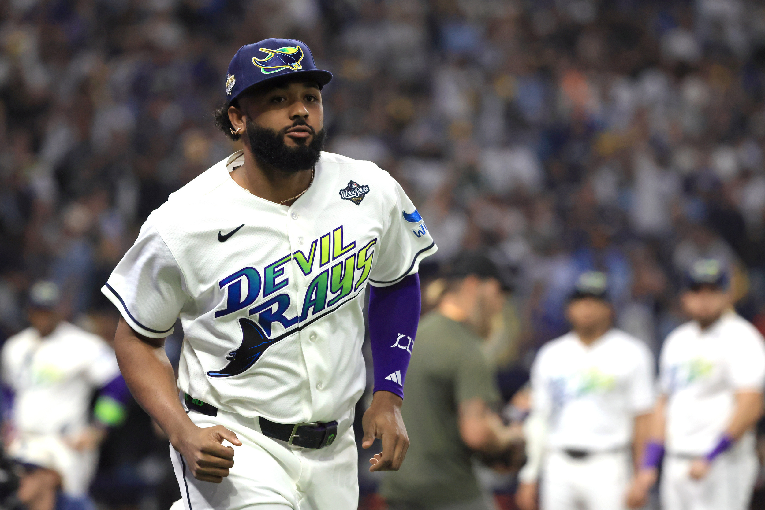 Rays benefit from a missed call on the basepaths in World Series game 4