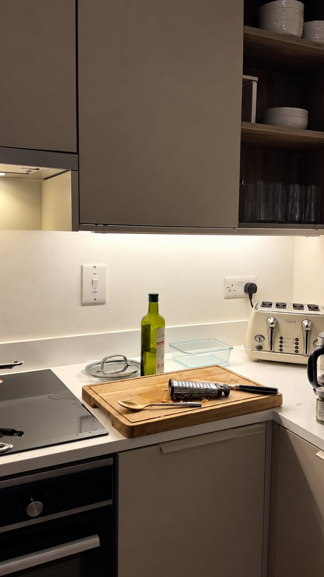 Home cleaning routine with simple cleaning tips