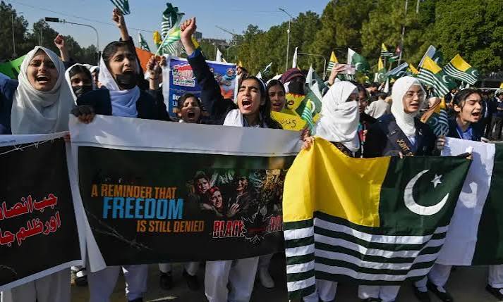 Resolution of Kashmir dispute essential according to aspirations of ...