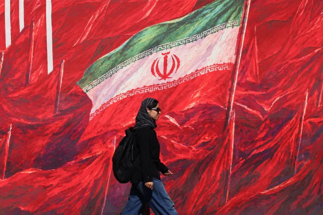 Lá bài mạo hiểm của Iran trong cuộc đọ sức với Mỹ