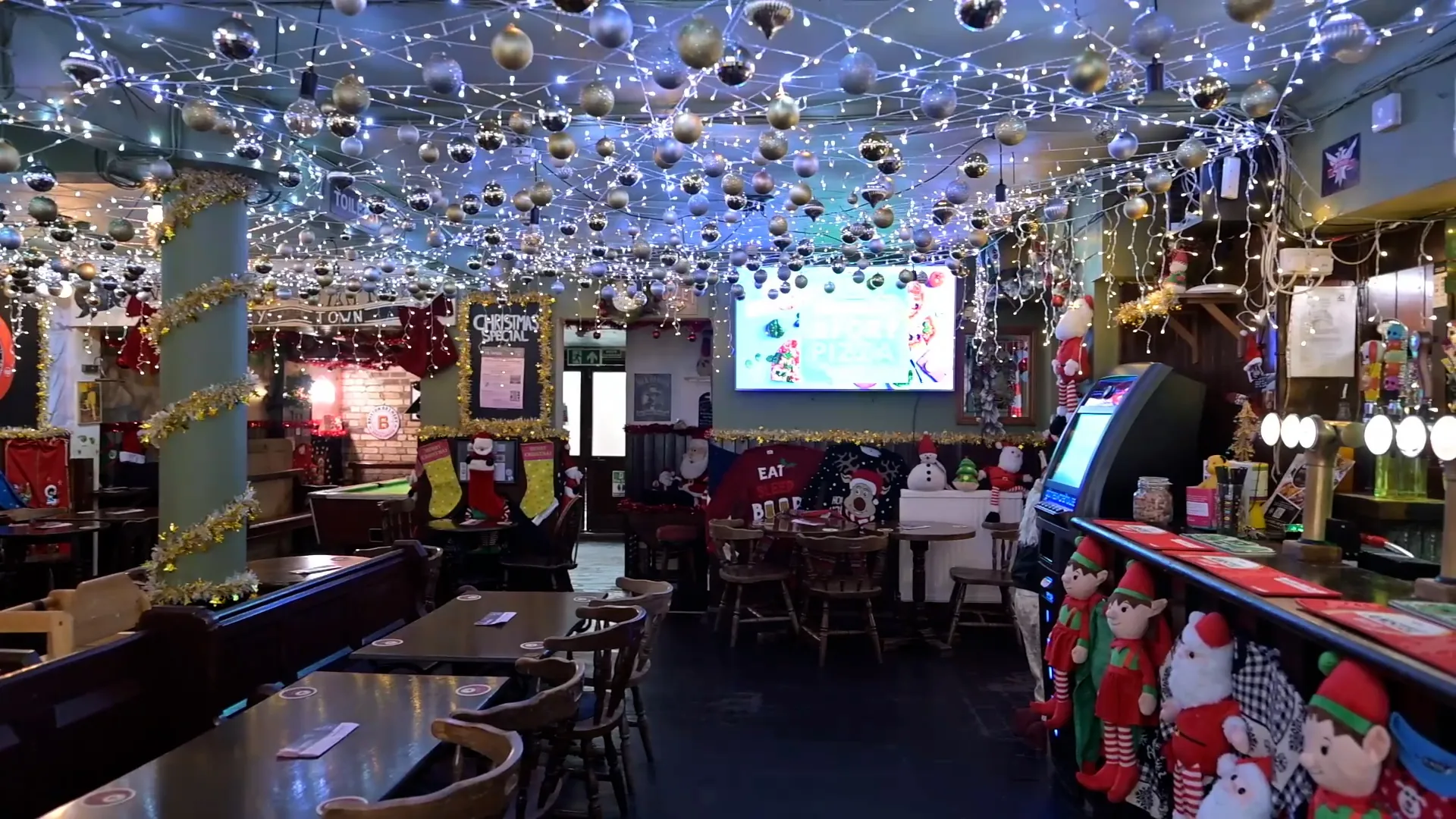 Britain's most festive pub transforms into Christmas grotto two months ...