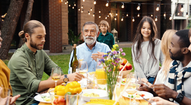 Earning six figures and still feel middle class? 5 signs you’ve already ...