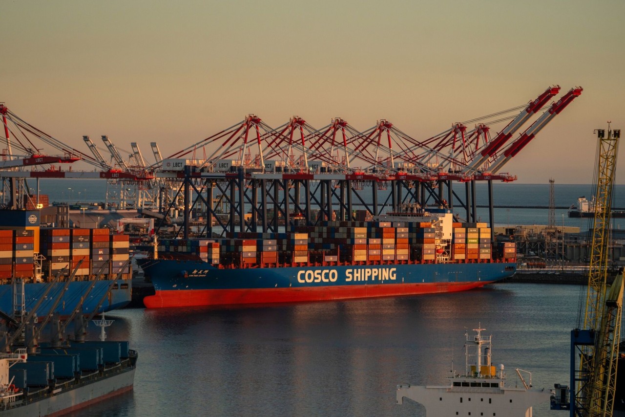 Southern California ports face strike threat