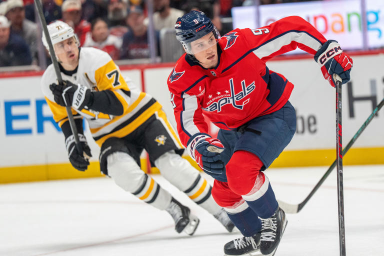 Ryan Leonard, the Capitals' unfussy prodigy, is enjoying a sophomore surge
