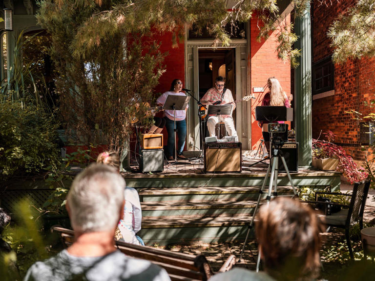 8 great places to retire if you want access to live music