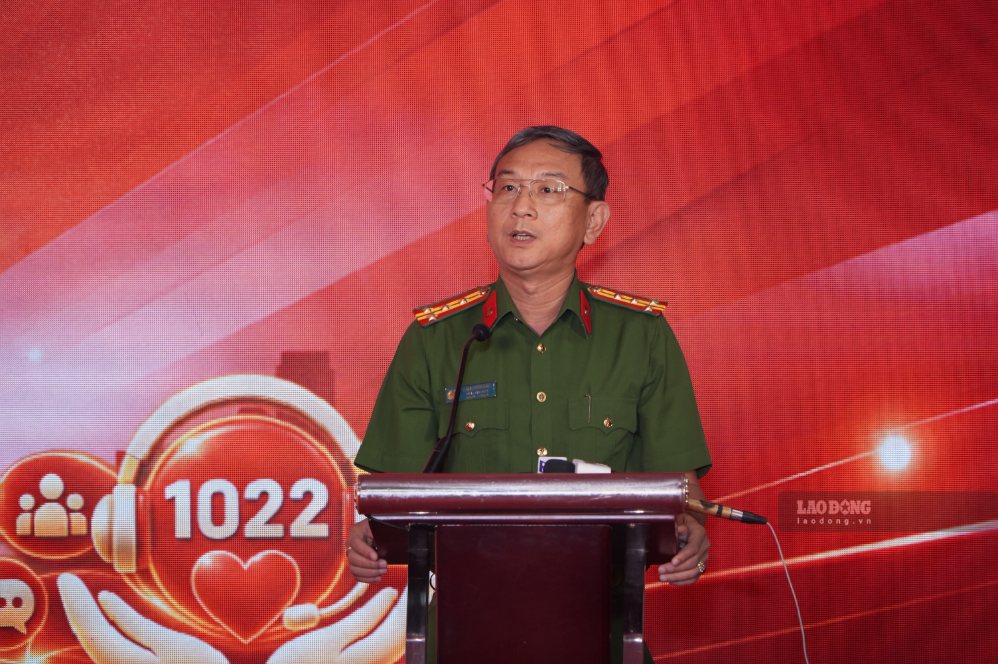 Đại tá Trần Hồng Minh - Phó Giám đốc Công an TPHCM - phát biểu tại lễ ra mắt 3 mô hình chuyển đổi số vào ngày 28.10. Ảnh: Ngọc Ánh