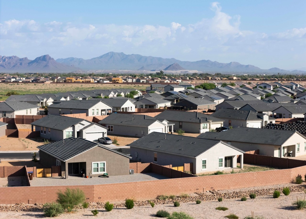 Home buyers who enjoyed cheap adjustable mortgages are now getting a ...