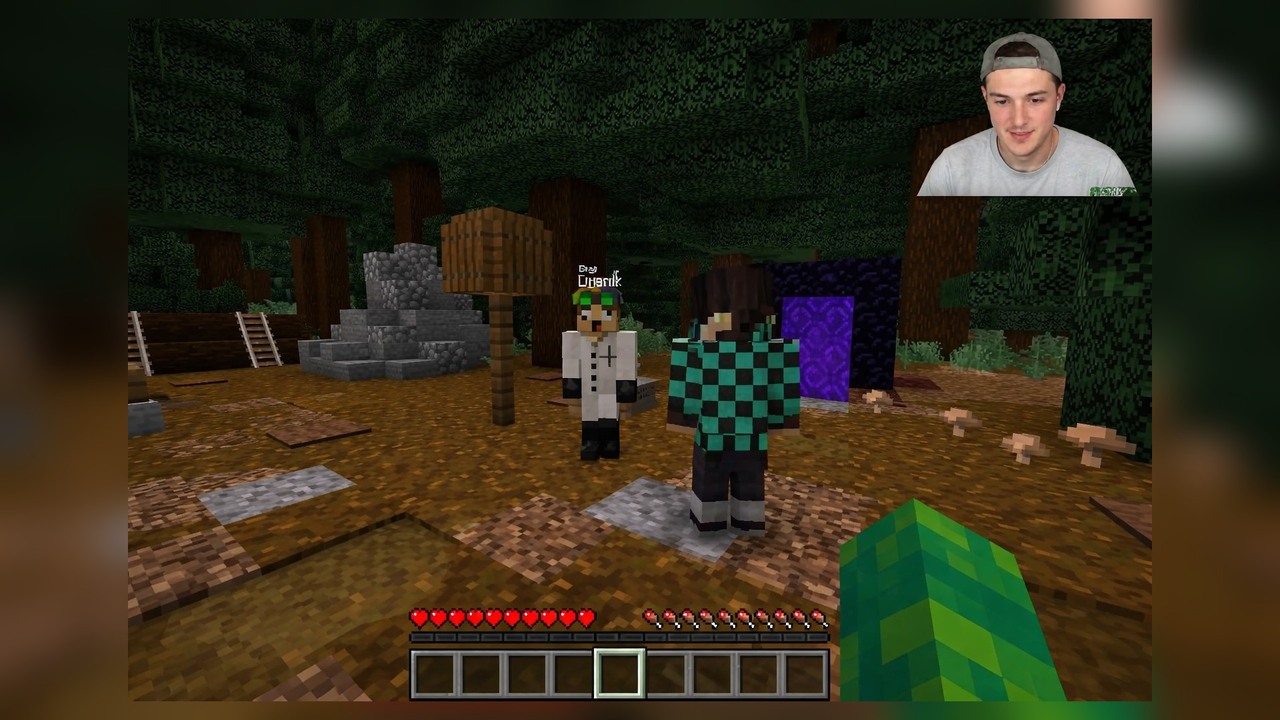 BeckBroJack adds the Demon Slayer mod to a friend's Minecraft world