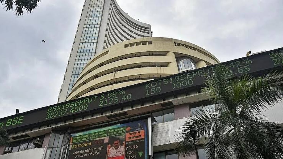 Sensex falls 353 points as Reliance, IT stocks slide; Jio Platforms ...
