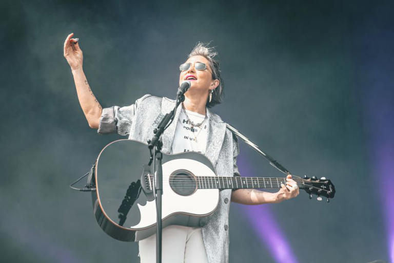 Singer-songwriter KT Tunstall coming to Albany