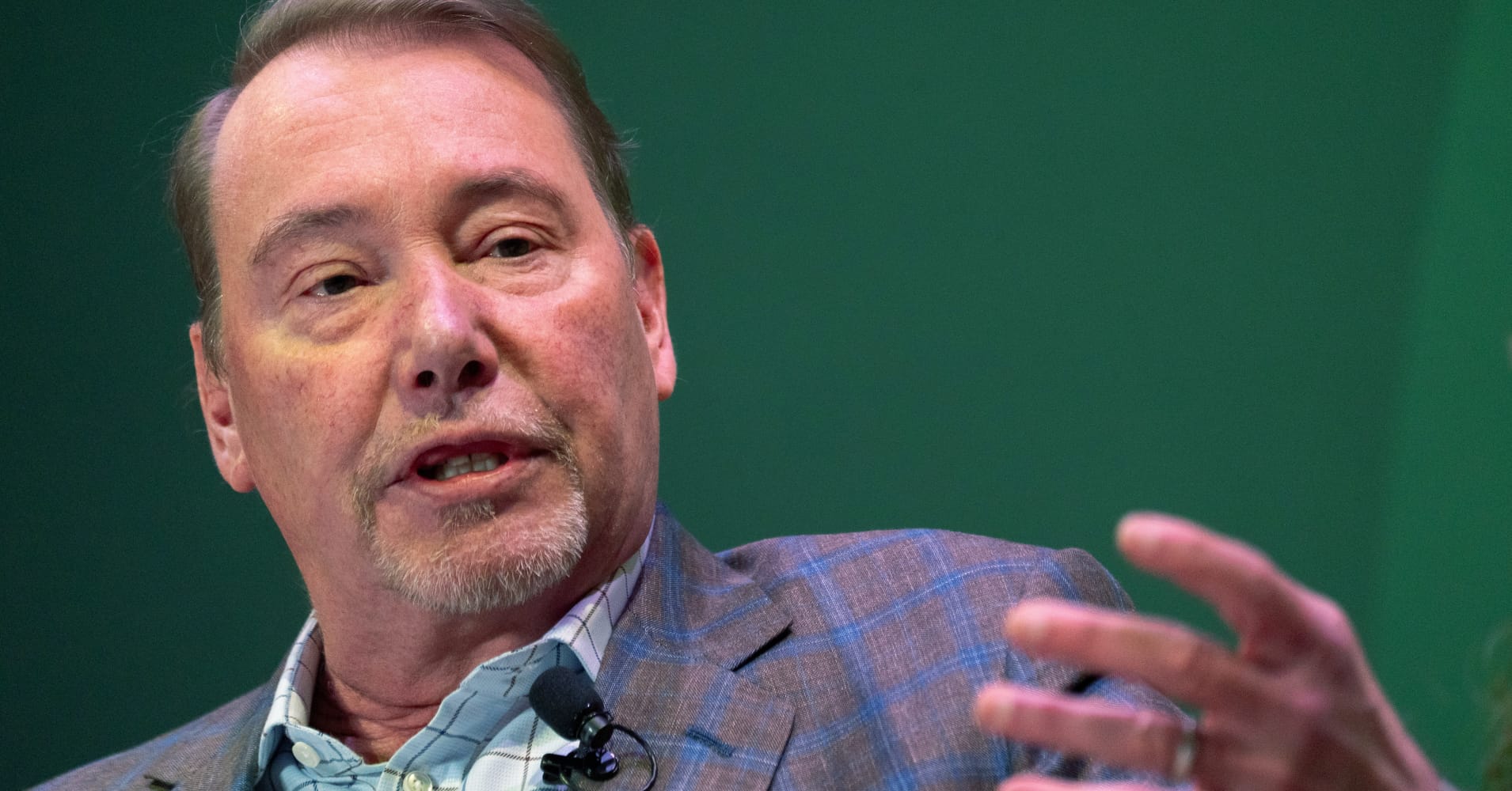 Bond investor Jeff Gundlach talks to CNBC about Fed's rate pause, Warsh ...