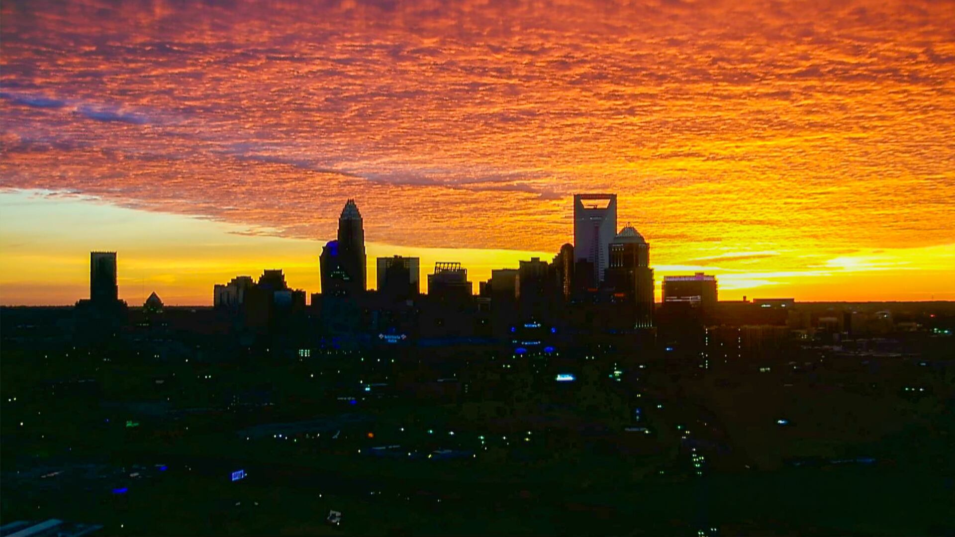 Clocks fall back this weekend as permanent daylight saving time bill stalls
