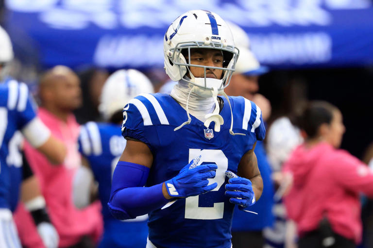 The Rams need to pursue Colts receiver Josh Downs
