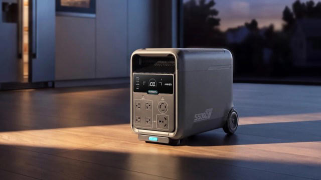 Anker battery powered a family's fridge for 61.5 hours, with 18% charge ...
