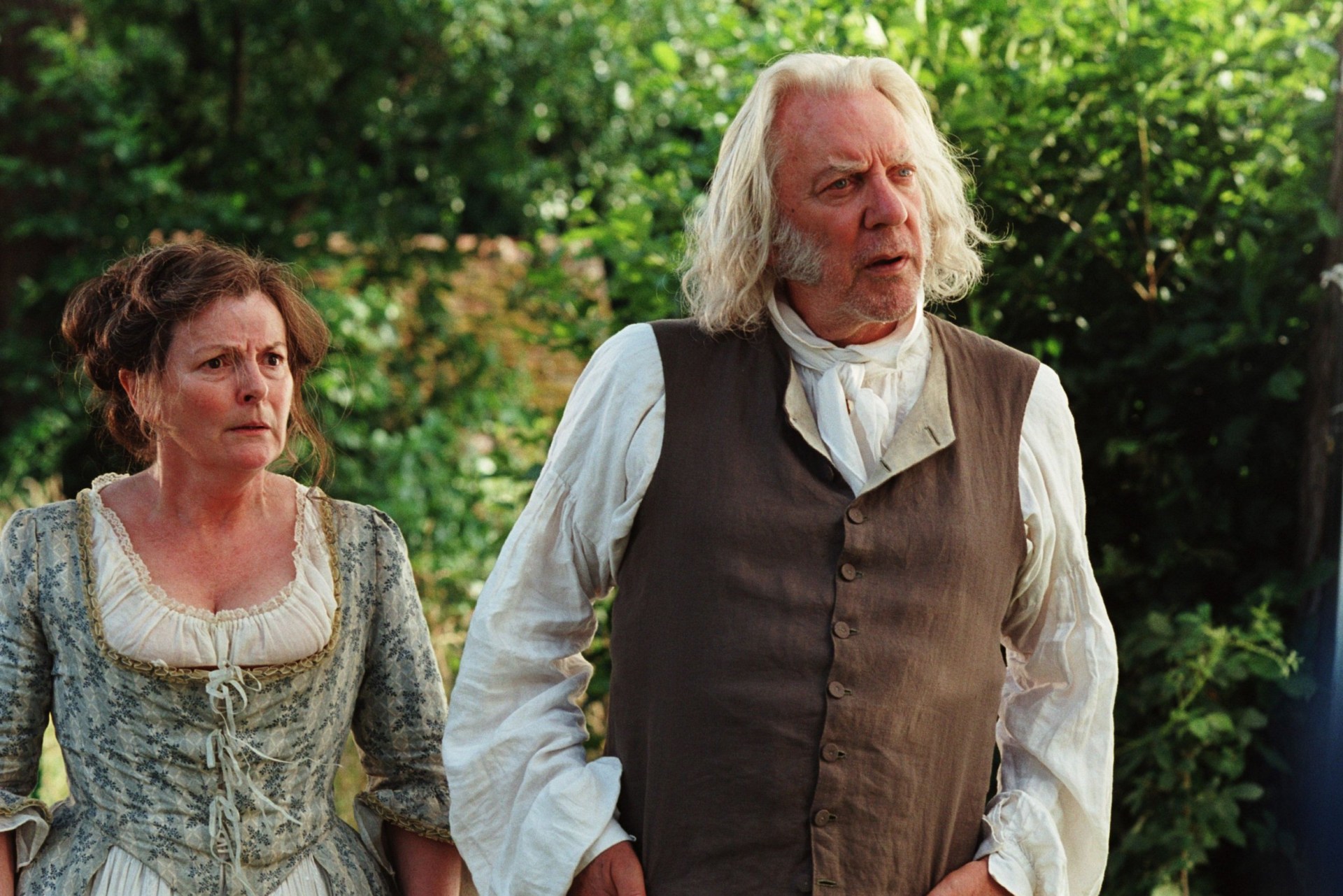 The new Netflix Pride and Prejudice trailer reveals a major change for ...