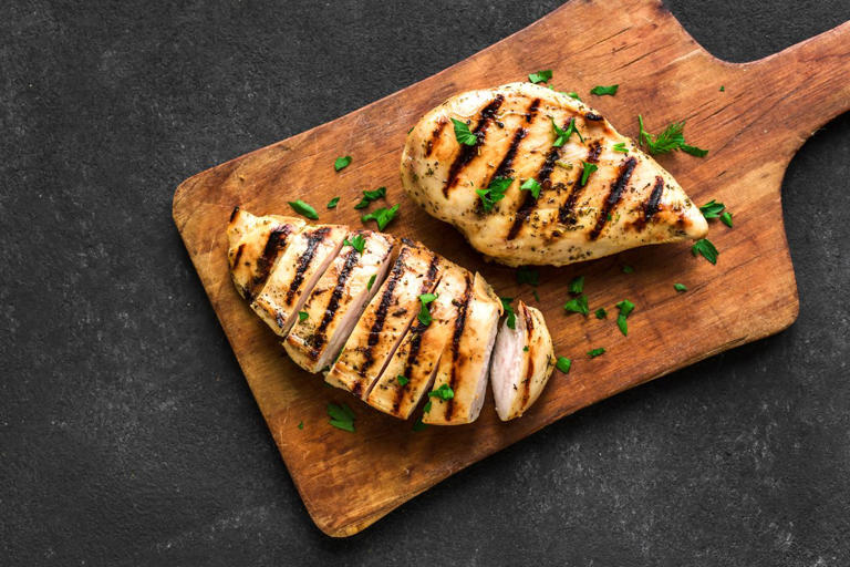6 foods to add to your lunch for healthy blood pressure