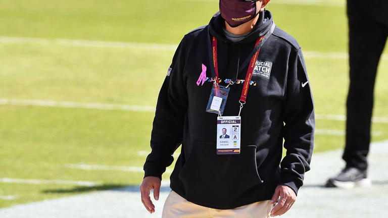 Daniel Snyder sells Washington Commanders for record $6.05 billion