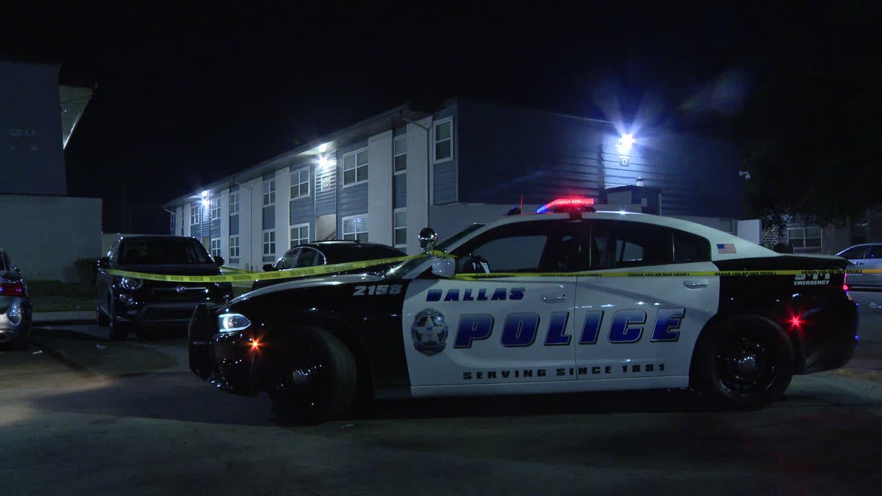 Man shot while driving by Southeast Oak Cliff apartment complex