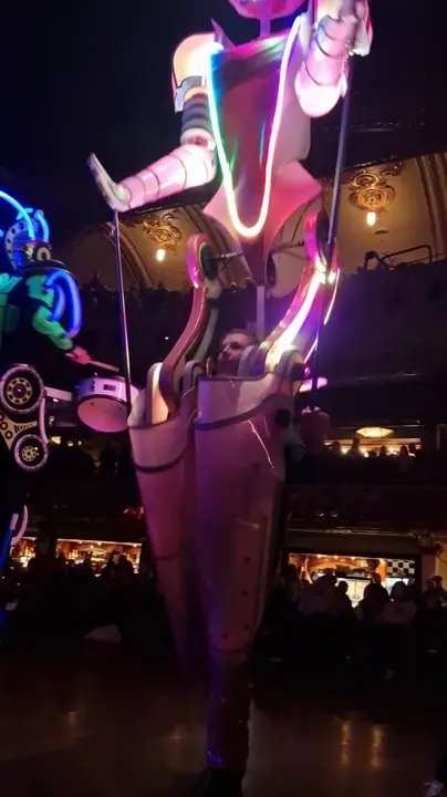 Illuminated puppets and samba drummers for Carnival Magic
