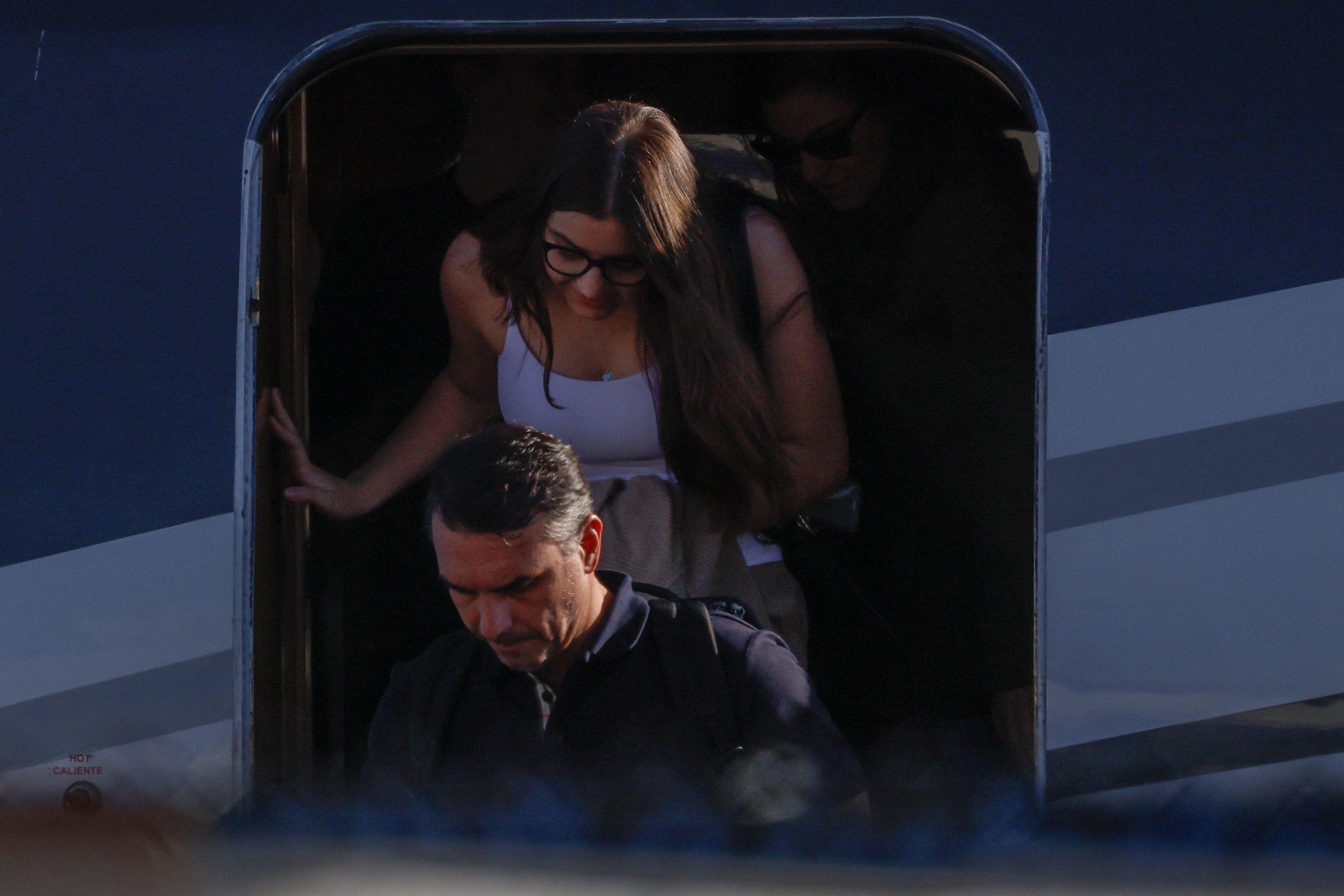 After landing in Miami, Flávio Bolsonaro heads into uncertain political future