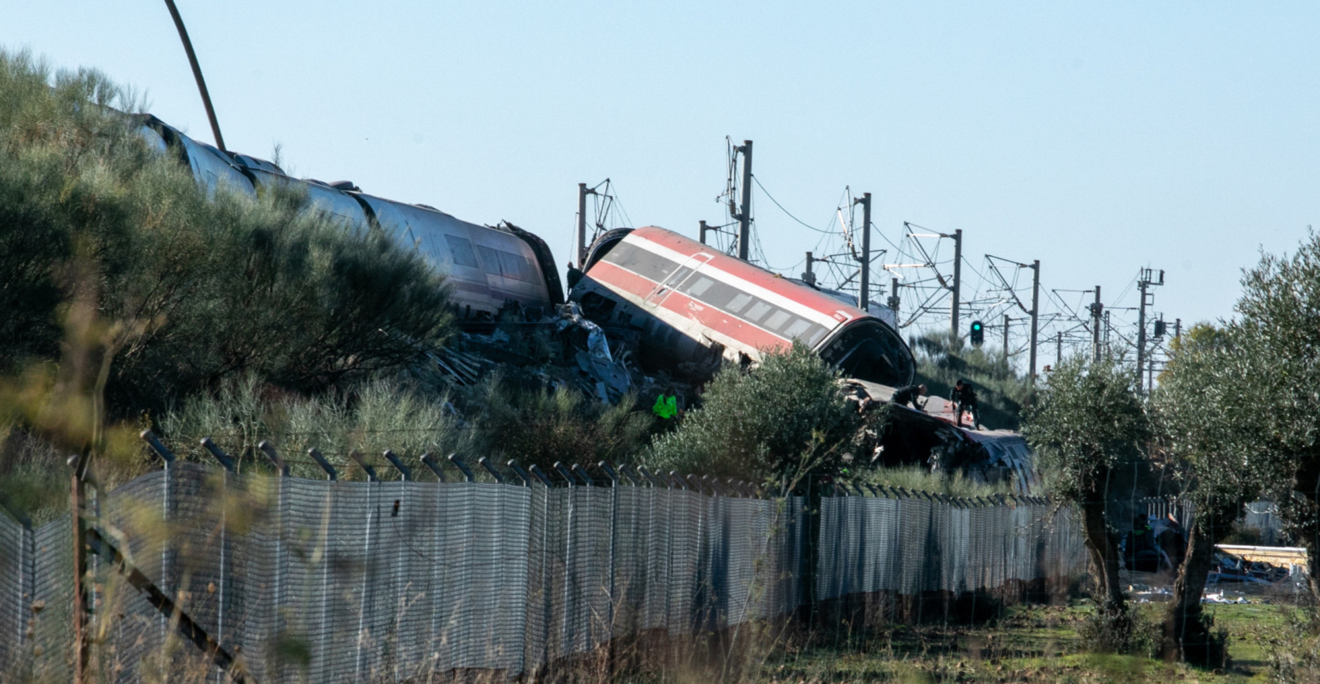 At least 30 dead after two high-speed trains collide in Spain