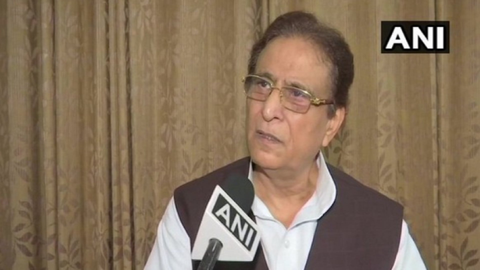 Allahabad HC grants bail to SP leader Azam Khan in dual PAN card case ...