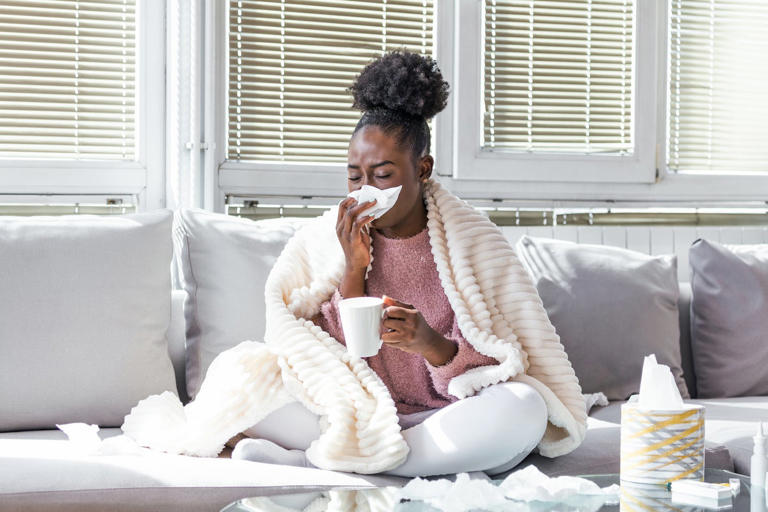 A doctor explains why more people get sick in autumn and winter