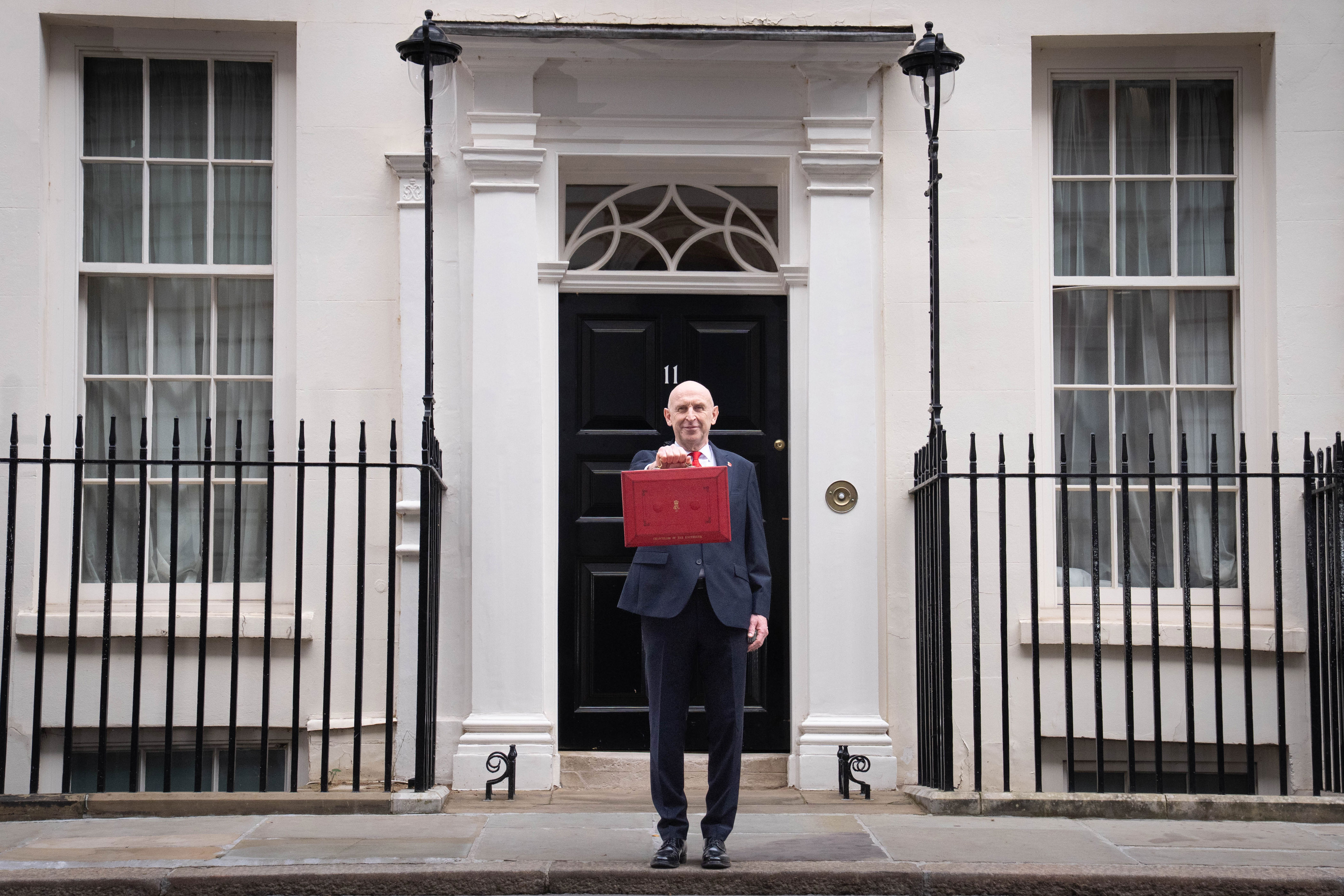 Budget 2026: John Healey announces £100 off energy bills for 20m households