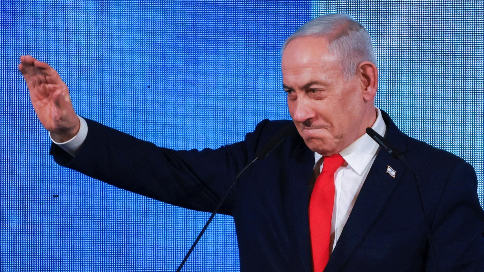Netanyahu's bloc leading Israel election but short of majority, partial results show