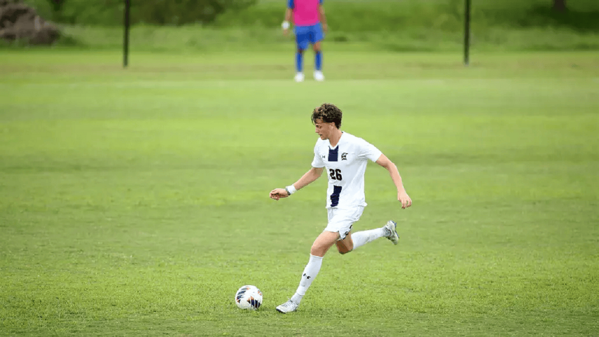 Seahawks split weekend at home Seahawk Classic