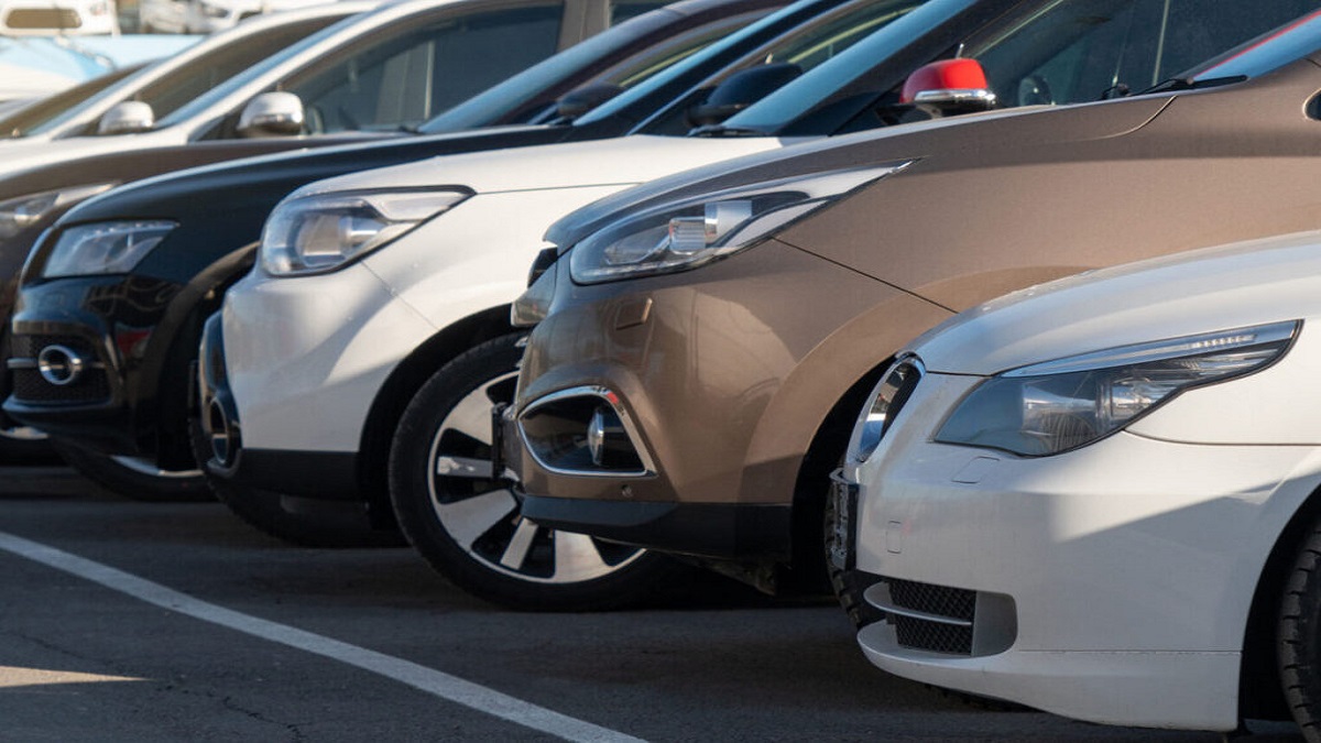 AAA report: Owning a new car costs $1,072 a month