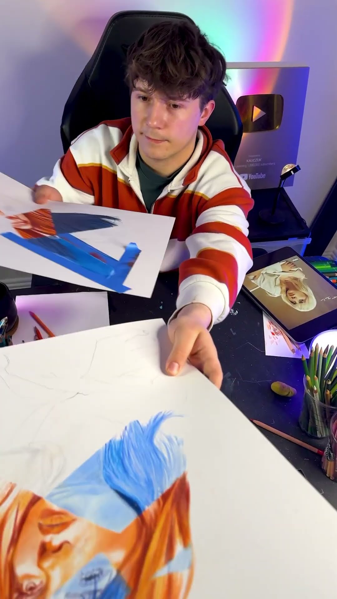 We swap drawings every 20 minutes | Billie Eilish