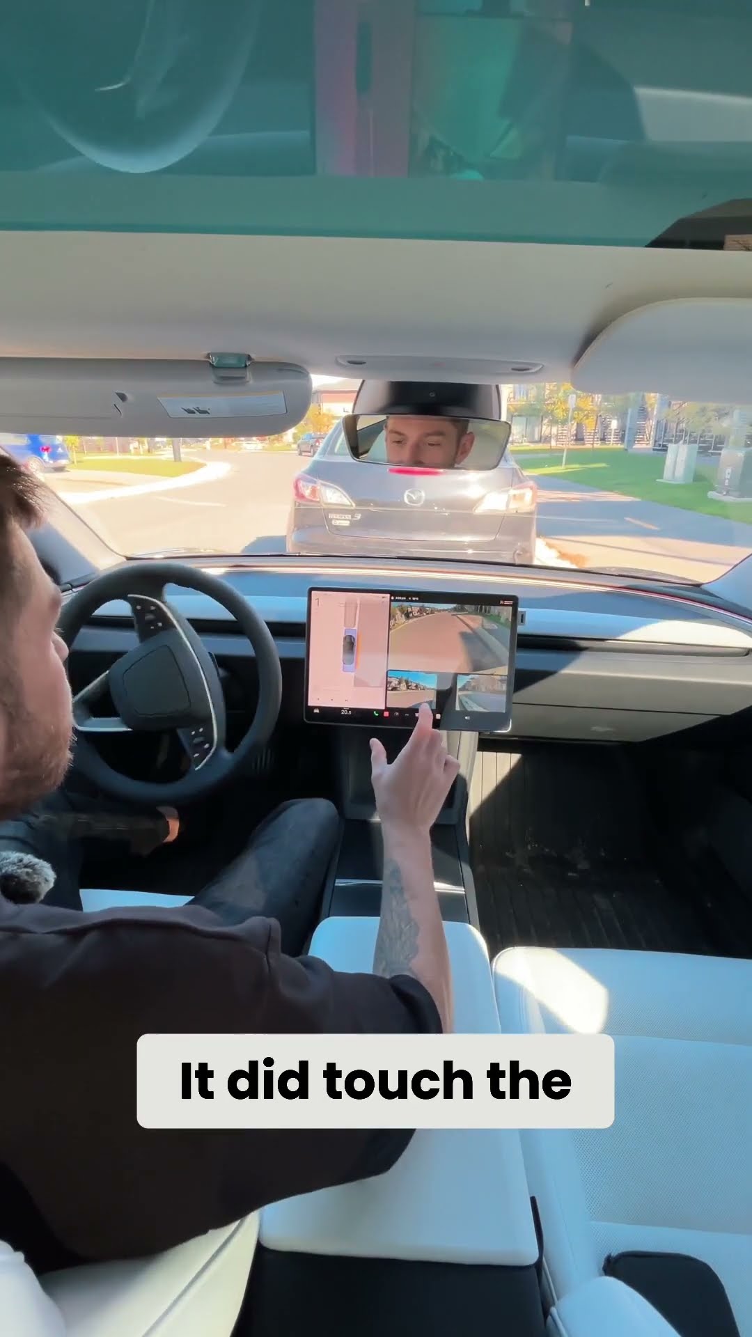 Tesla FSD 12.5 parallel parking autonomous test