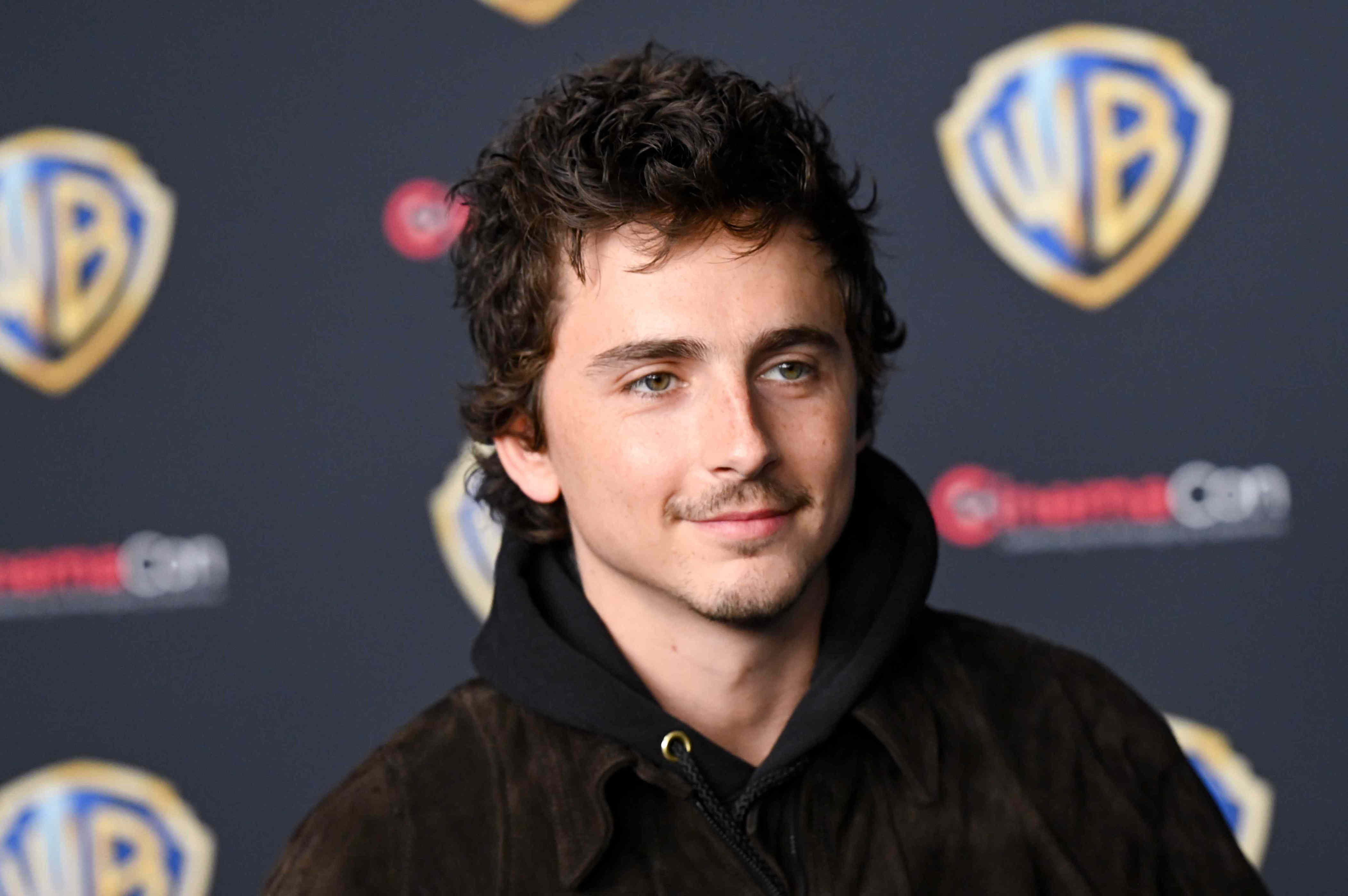 Timothée Chalamet goes nearly bald while sporting lopsided brows in ...